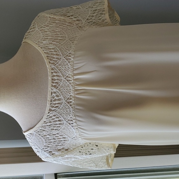 METAPHOR, beautiful short sleeve blouse. Size medium  cream color. Crochet lace, - Picture 2 of 12